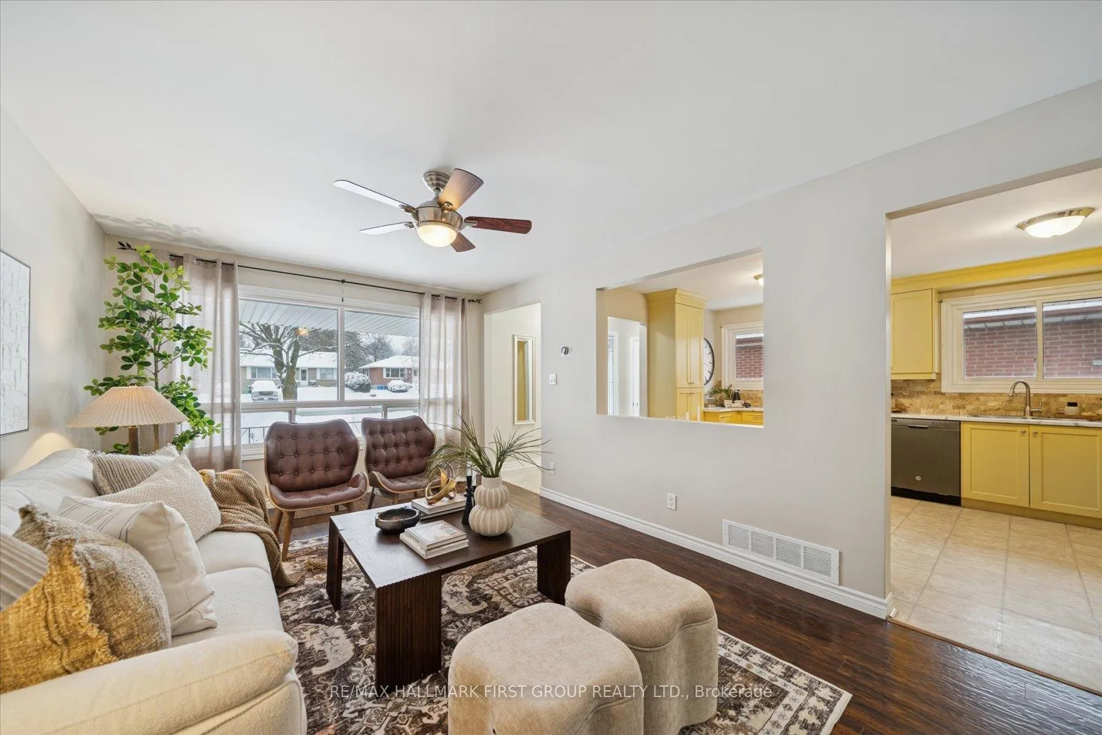 Photo 8 of 553 Harmony Road S, Oshawa, Donevan — HOMEH