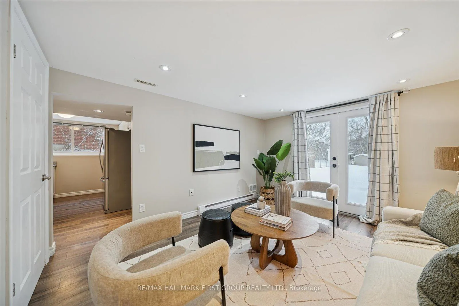 Photo 22 of 553 Harmony Road S, Oshawa, Donevan — HOMEH
