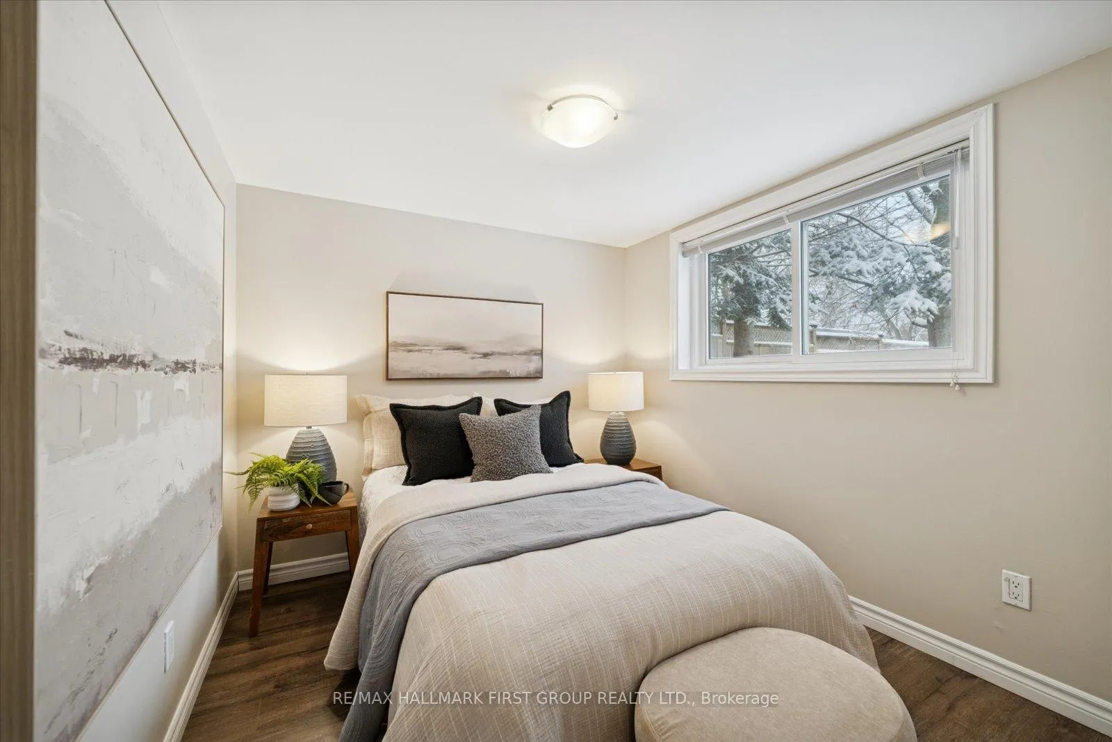 Photo 29 of 553 Harmony Road S, Oshawa, Donevan — HOMEH