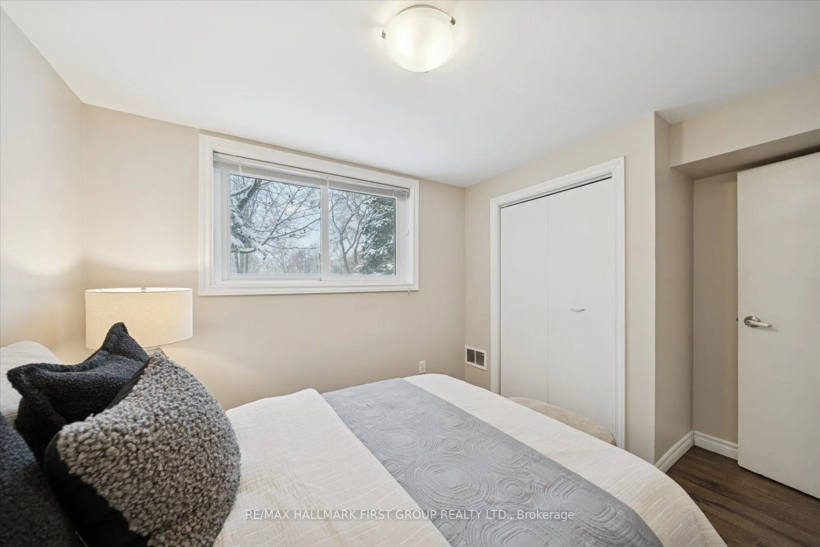 Photo 31 of 553 Harmony Road S, Oshawa, Donevan — HOMEH