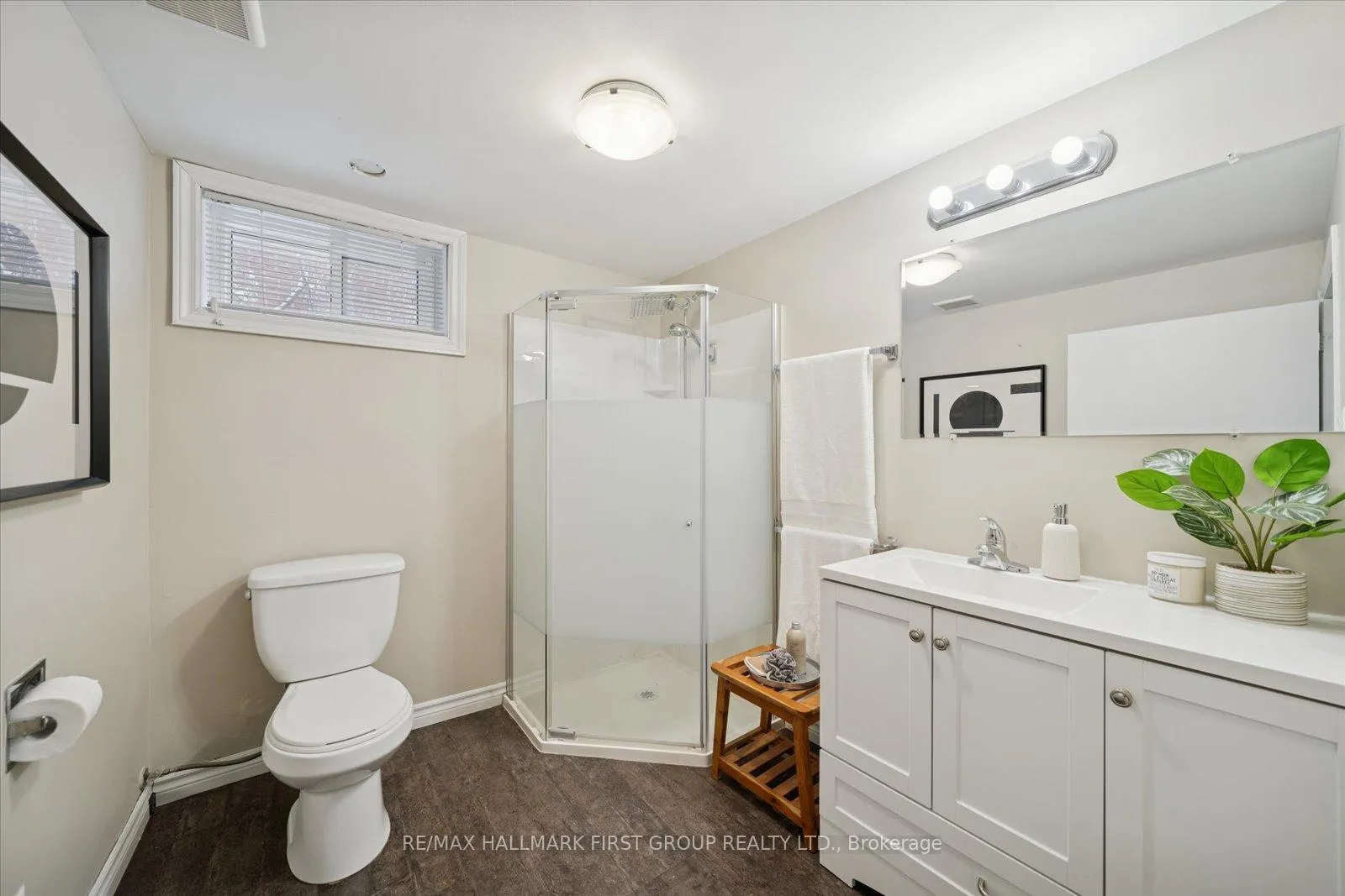 Photo 32 of 553 Harmony Road S, Oshawa, Donevan — HOMEH