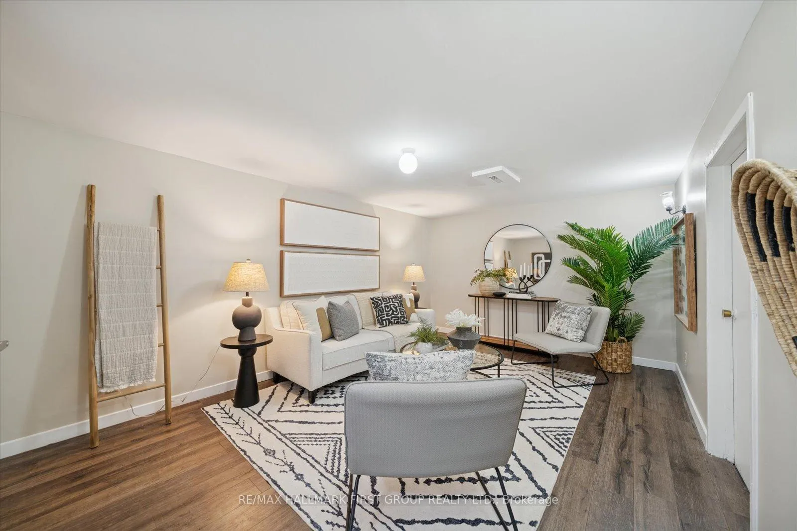 Photo 34 of 553 Harmony Road S, Oshawa, Donevan — HOMEH