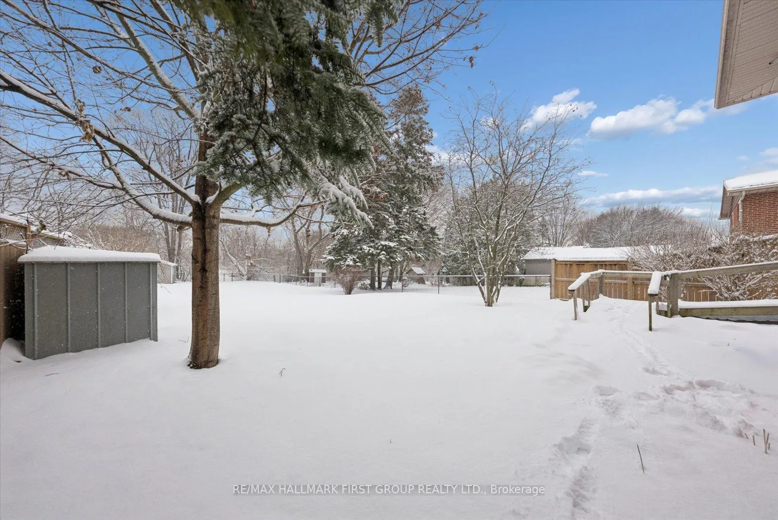 Photo 41 of 553 Harmony Road S, Oshawa, Donevan — HOMEH