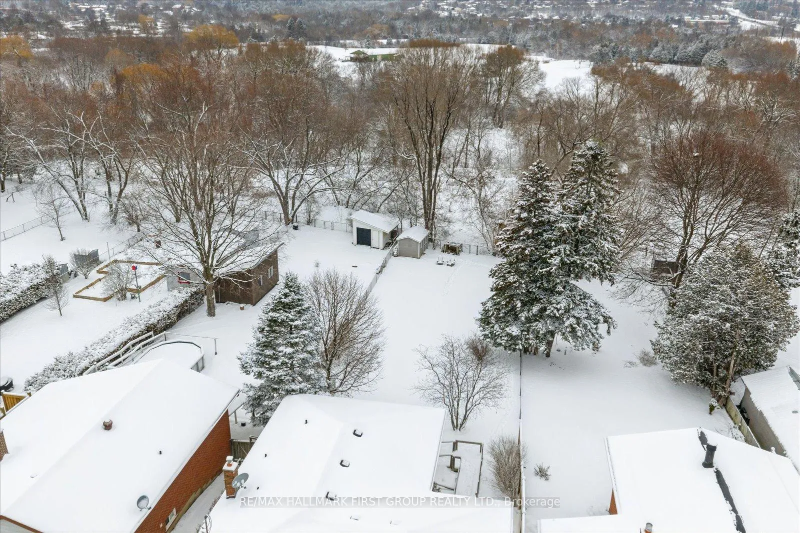 Photo 42 of 553 Harmony Road S, Oshawa, Donevan — HOMEH