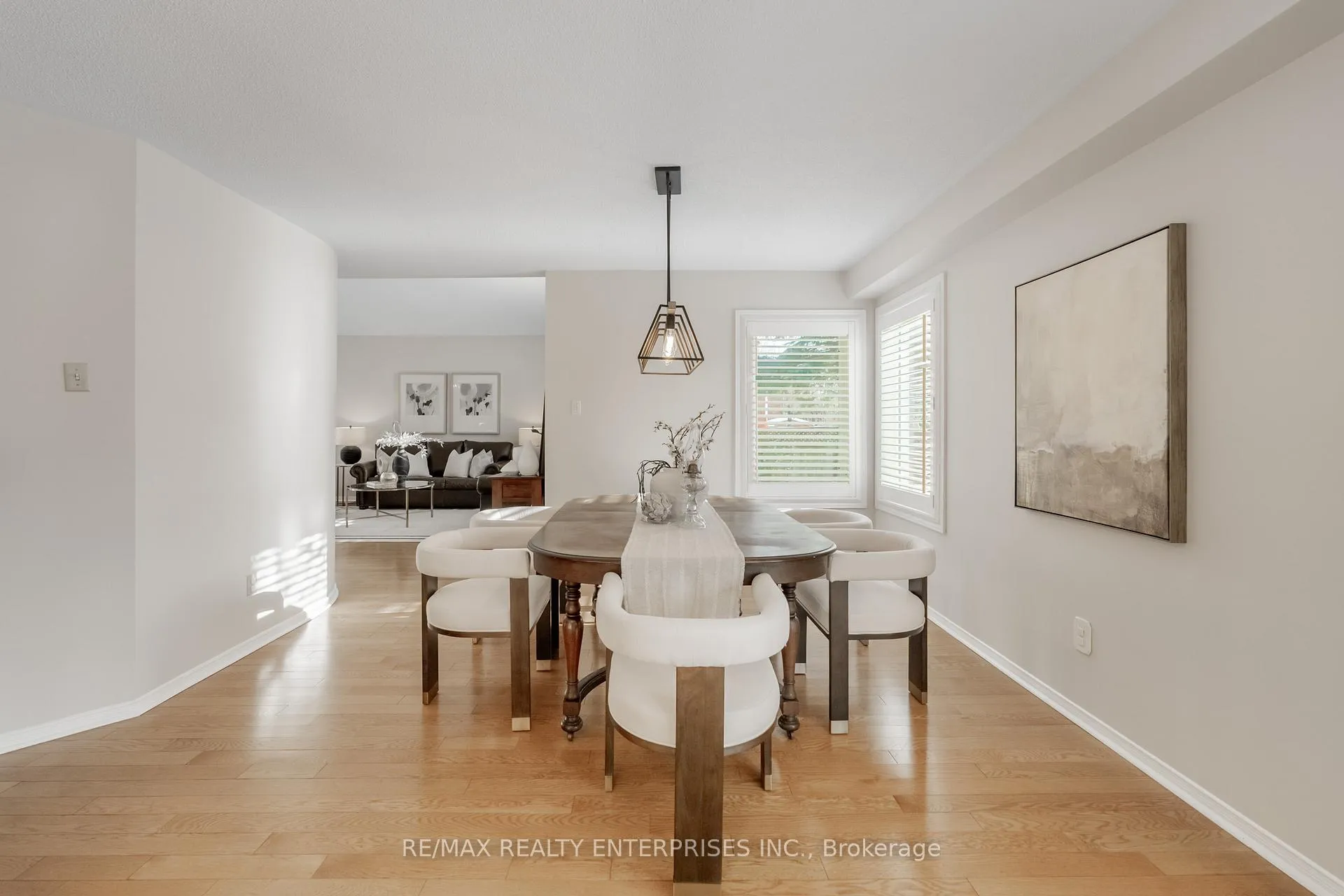 Photo 9 of 39 Banting Road, Halton Hills, Georgetown — HOMEH