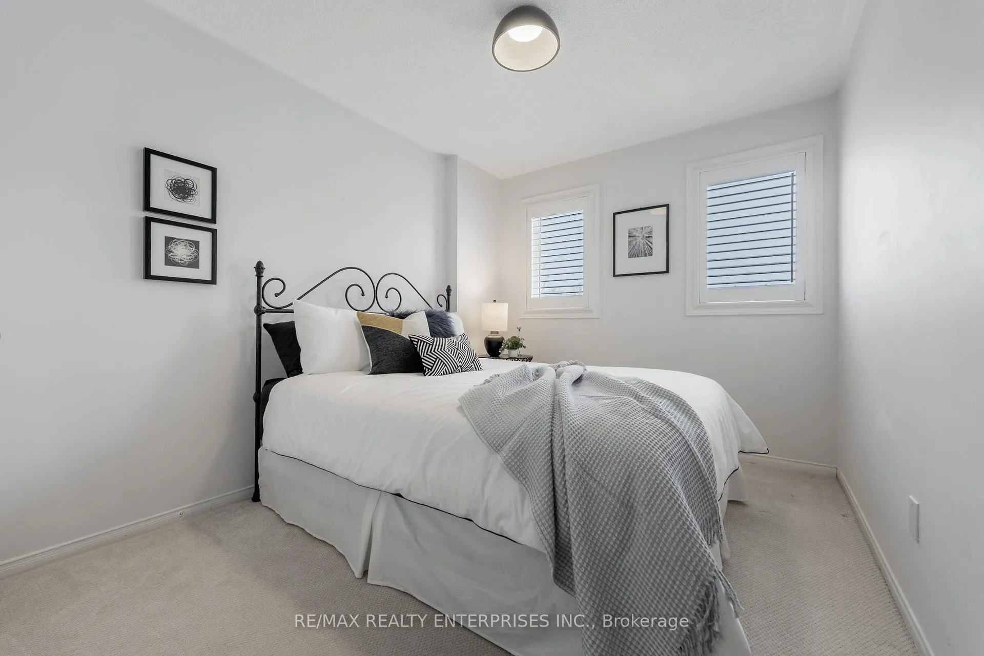 Photo 30 of 39 Banting Road, Halton Hills, Georgetown — HOMEH