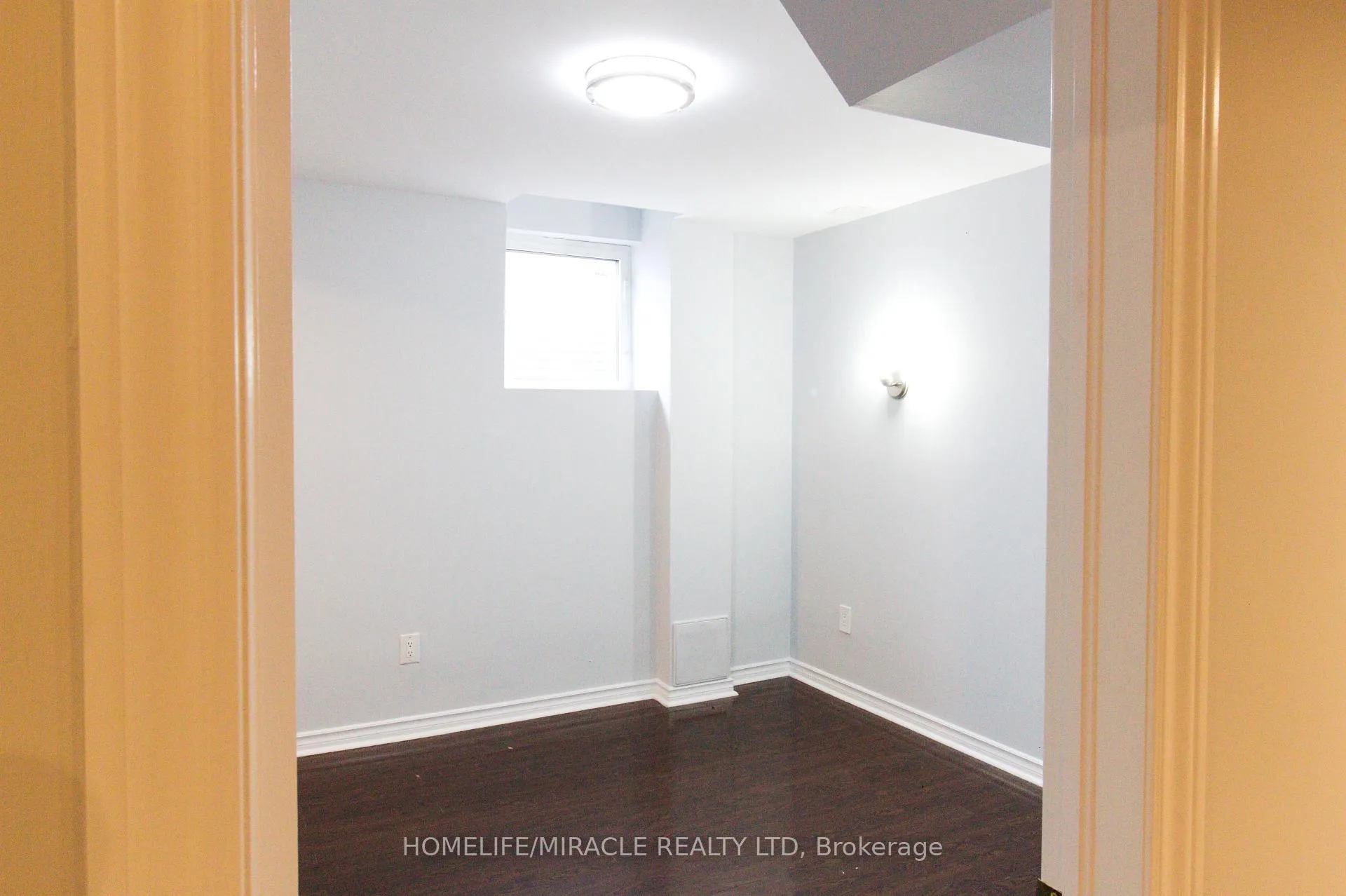 Photo 23 of 9 Native Landing, Brampton, Fletcher's Creek Village — HOMEH