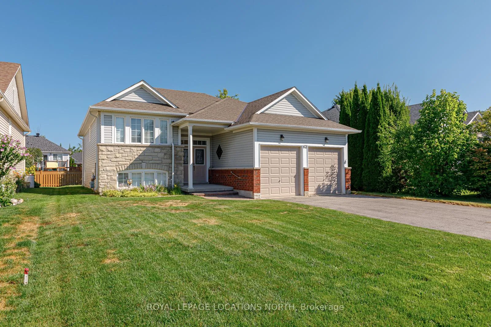Photo 3 of 62 Meadowlark Boulevard, Wasaga Beach — HOMEH
