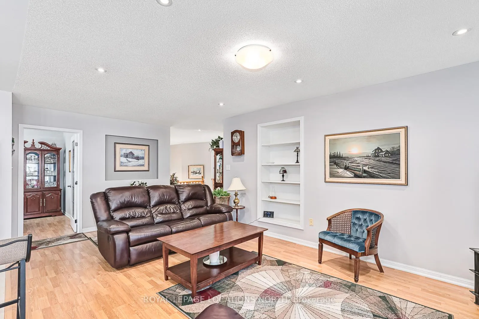 Photo 13 of 62 Meadowlark Boulevard, Wasaga Beach — HOMEH