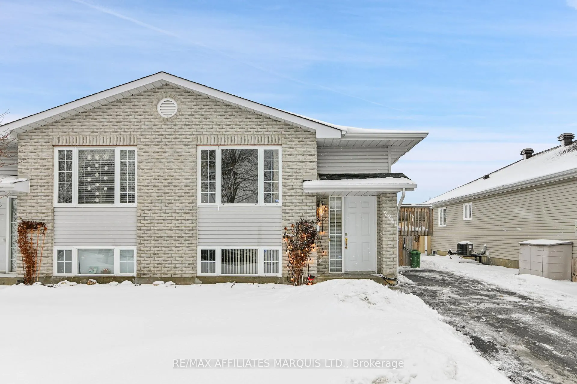 Front of 2241 Glen Brook Drive