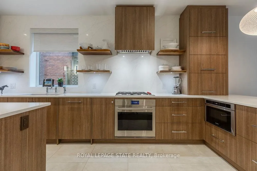 Photo 9 of 109 Kent Street, Hamilton, Kirkendall — HOMEH