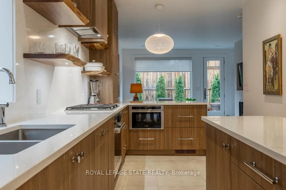 Photo 10 of 109 Kent Street, Hamilton, Kirkendall — HOMEH