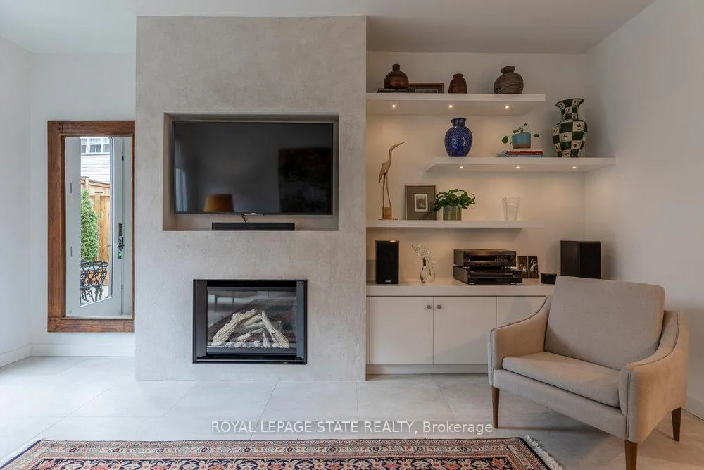 Photo 13 of 109 Kent Street, Hamilton, Kirkendall — HOMEH