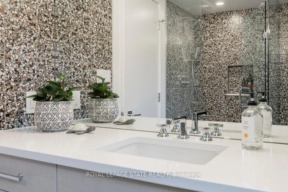 Photo 32 of 109 Kent Street, Hamilton, Kirkendall — HOMEH