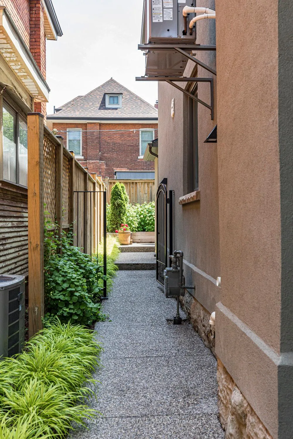Photo 36 of 109 Kent Street, Hamilton, Kirkendall — HOMEH