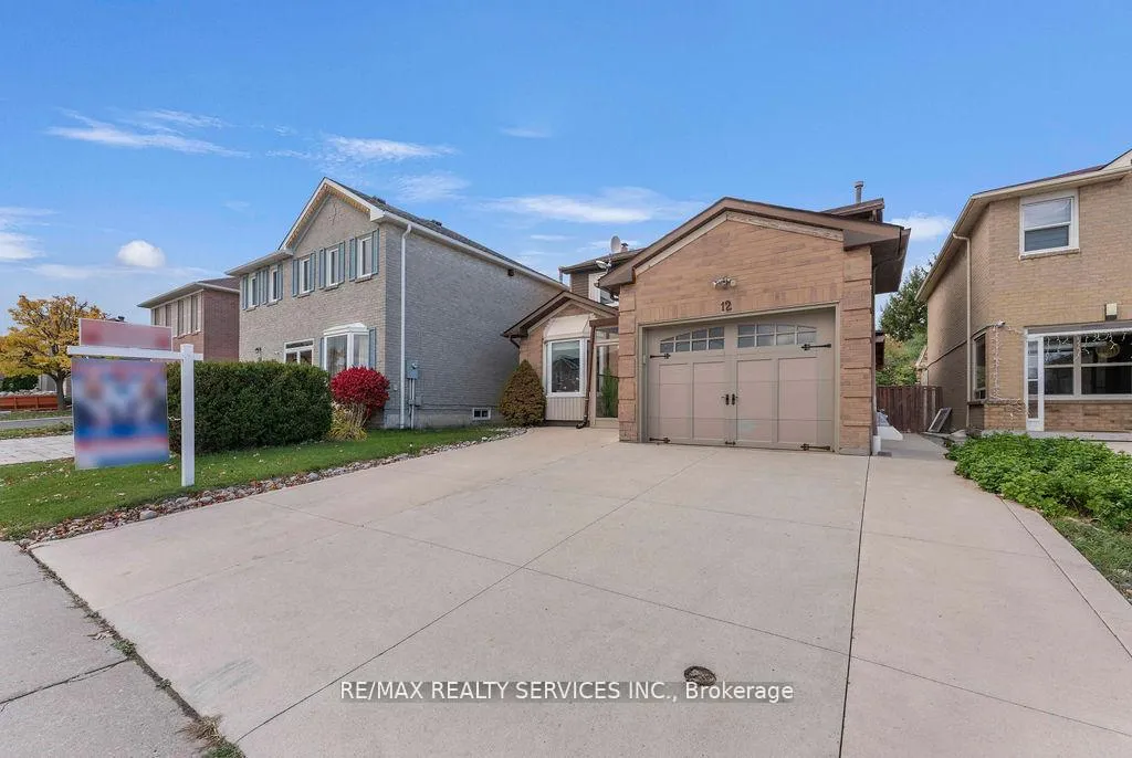 Photo 3 of 12 Nuttall Street, Brampton, Westgate — HOMEH