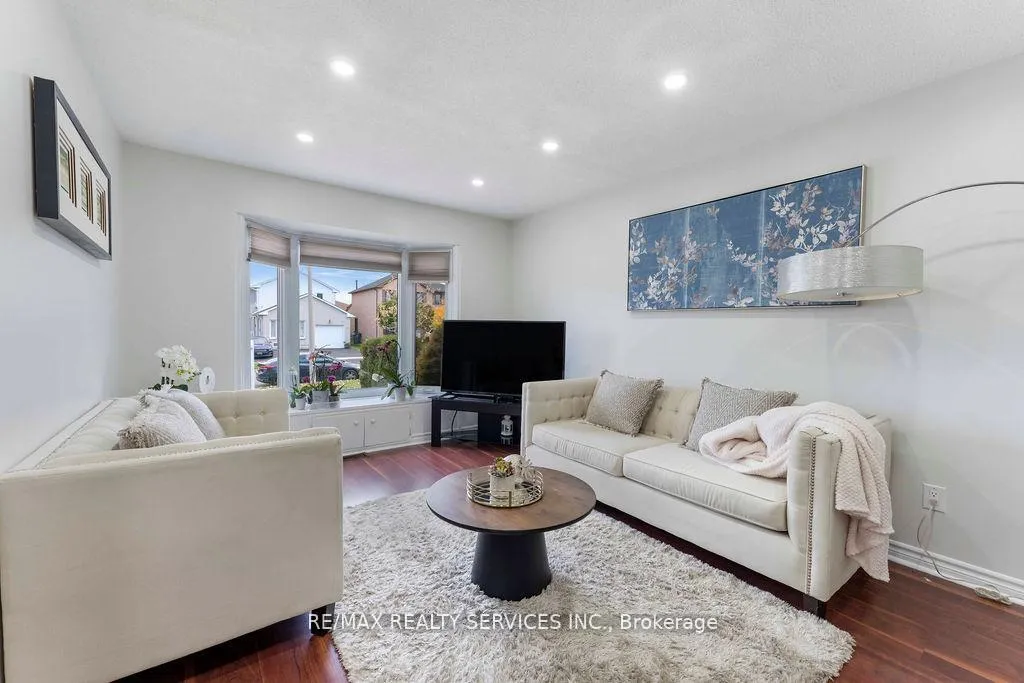Photo 6 of 12 Nuttall Street, Brampton, Westgate — HOMEH