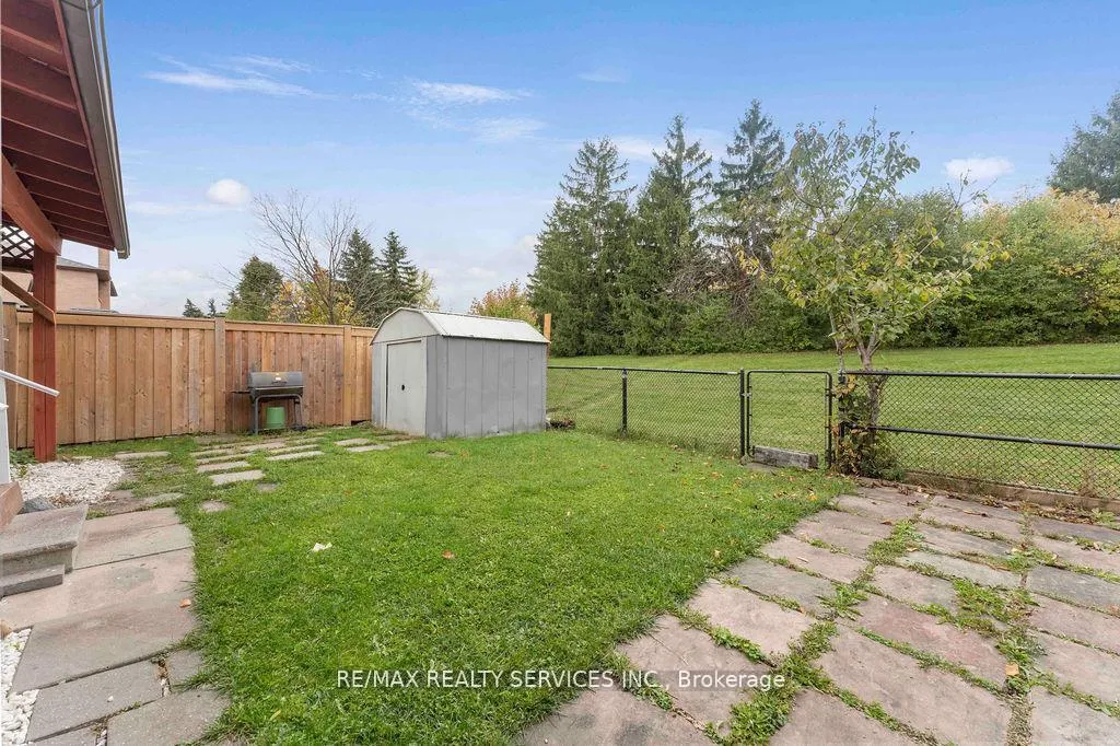 Photo 39 of 12 Nuttall Street, Brampton, Westgate — HOMEH