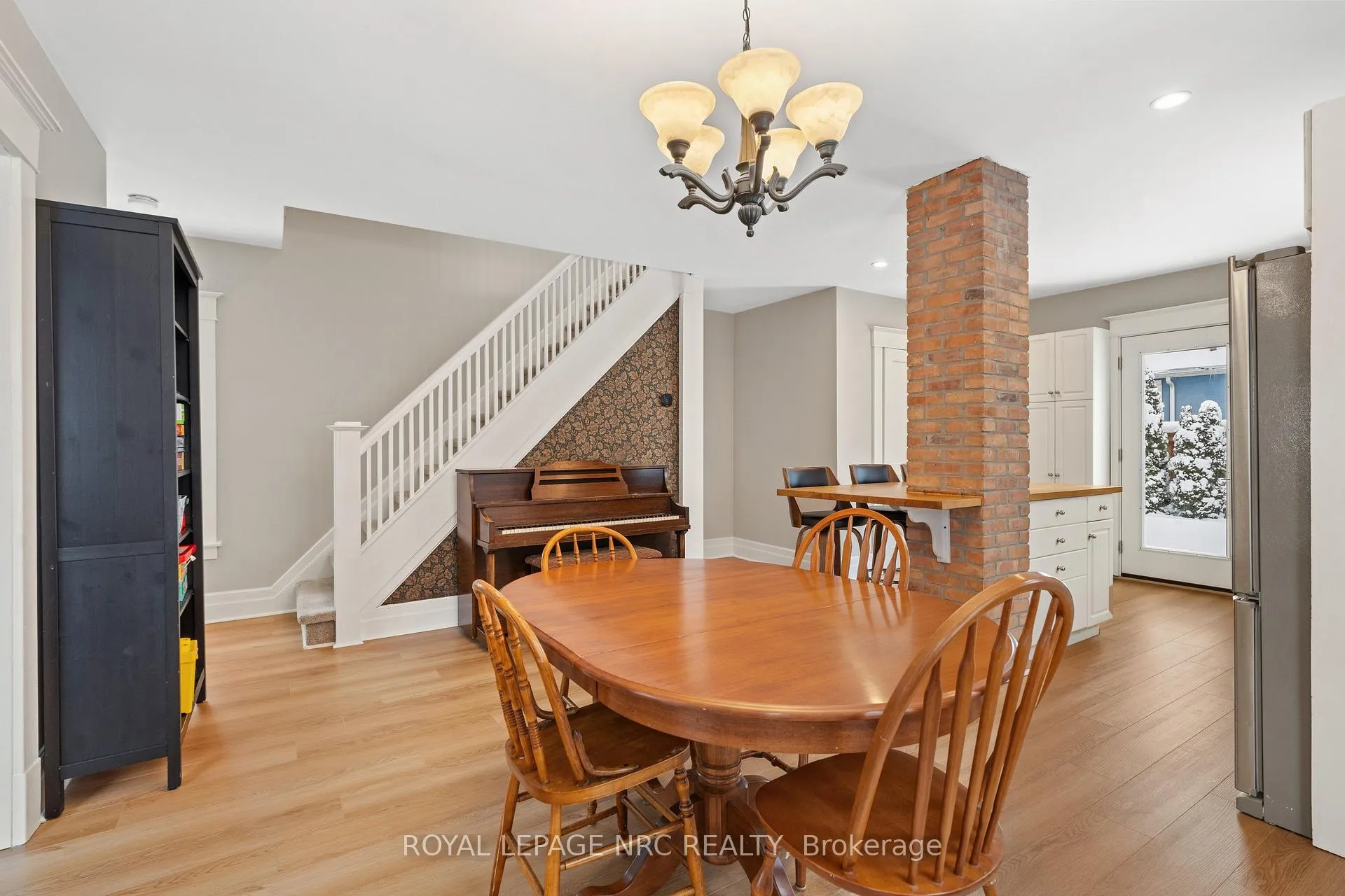 Photo 19 of 76 Henry Street, St. Catharines, Downtown — HOMEH
