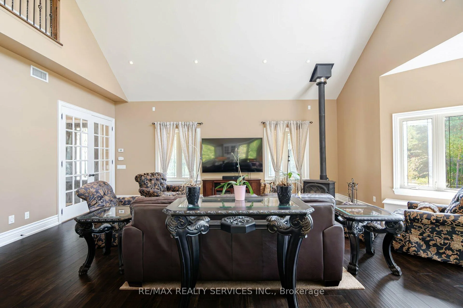 Photo 10 of 18873 Heart Lake Road, Caledon, Rural Caledon — HOMEH