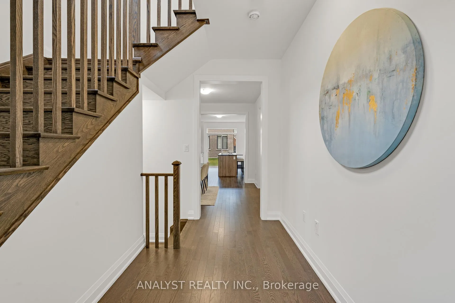 Photo 9 of 30 Blick Crescent, Aurora, Bayview Northeast — HOMEH