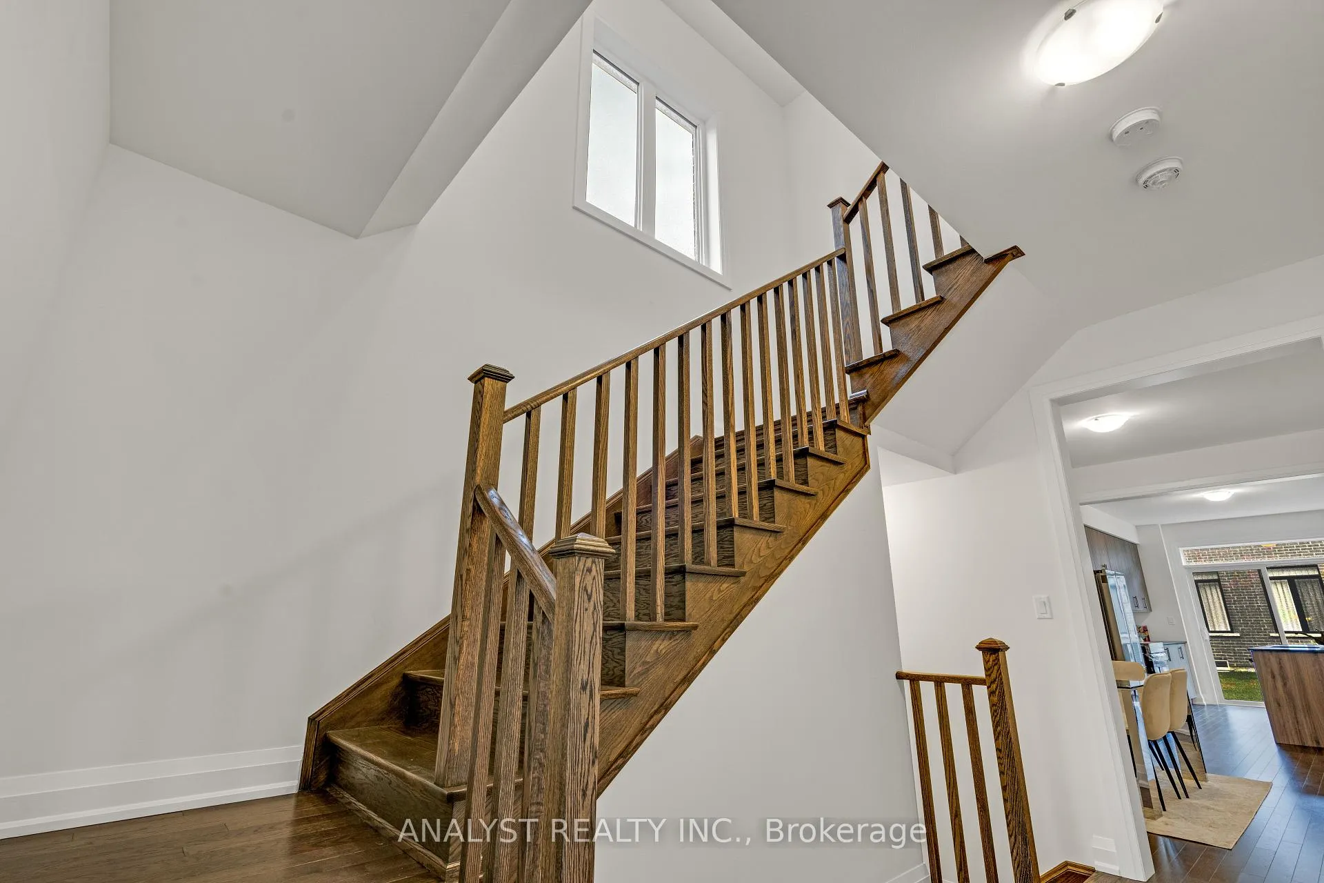 Photo 22 of 30 Blick Crescent, Aurora, Bayview Northeast — HOMEH