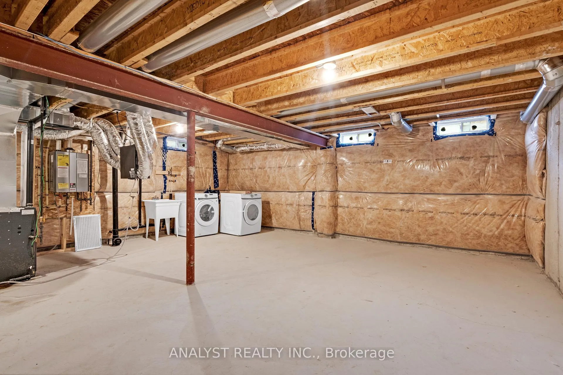 Photo 32 of 30 Blick Crescent, Aurora, Bayview Northeast — HOMEH