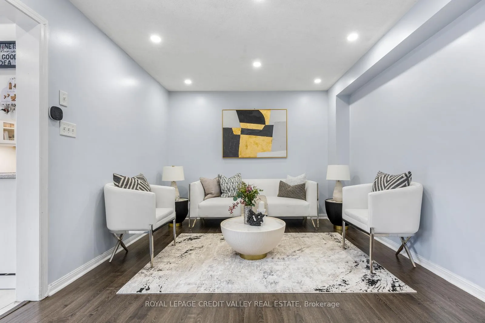 Photo 8 of 84 Whiteface Crescent, Brampton, Fletcher's Meadow — HOMEH