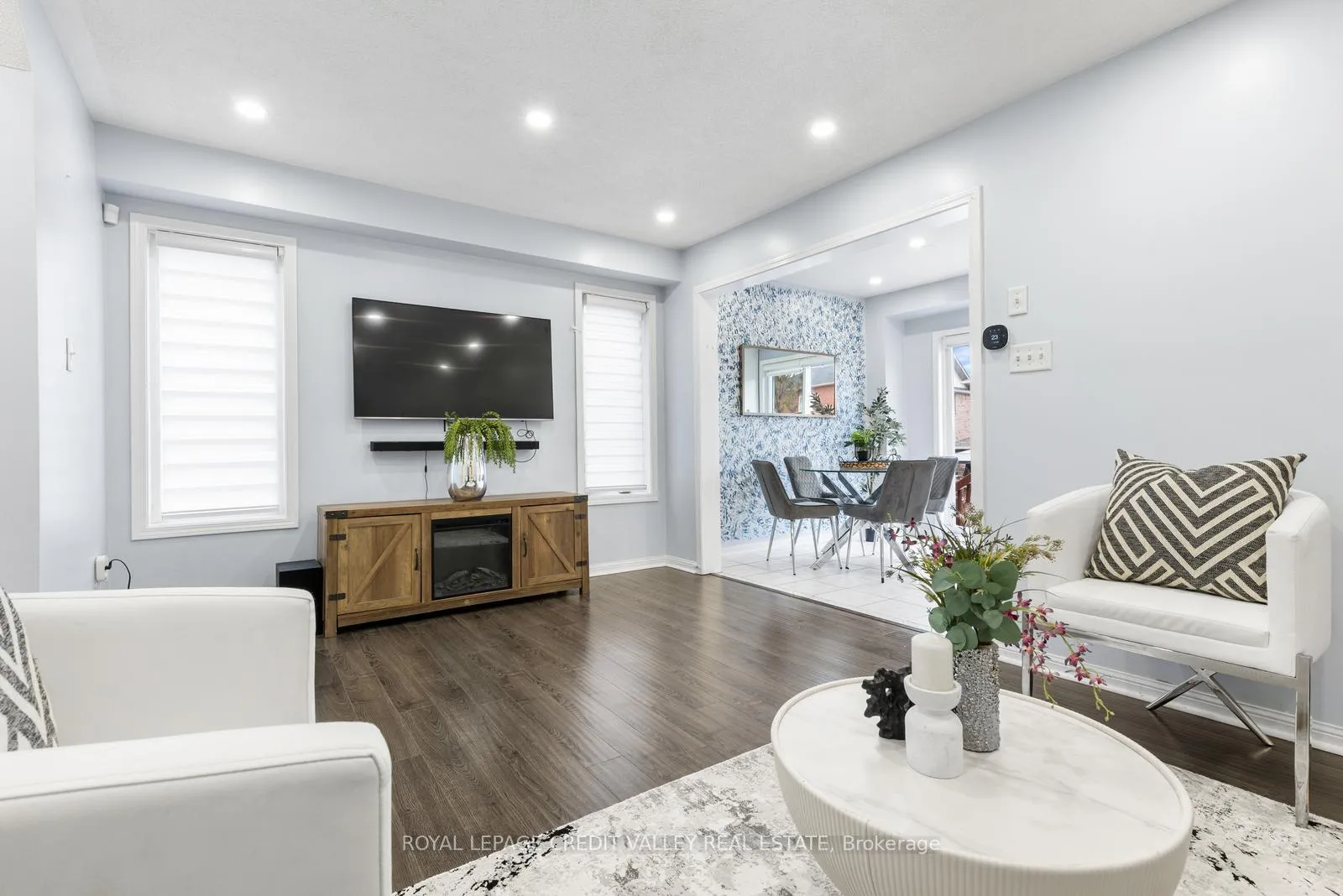 Photo 10 of 84 Whiteface Crescent, Brampton, Fletcher's Meadow — HOMEH