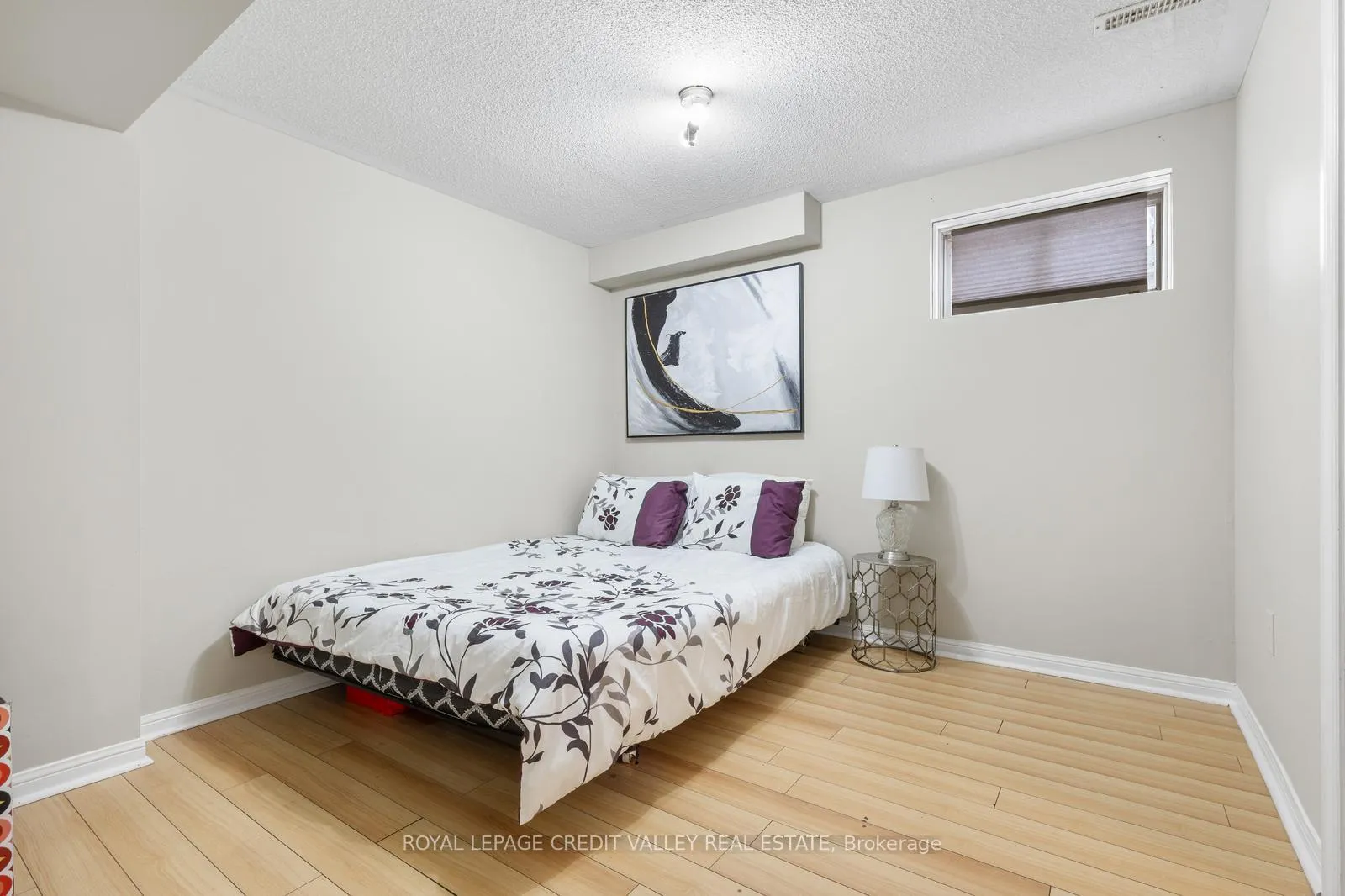 Photo 29 of 84 Whiteface Crescent, Brampton, Fletcher's Meadow — HOMEH