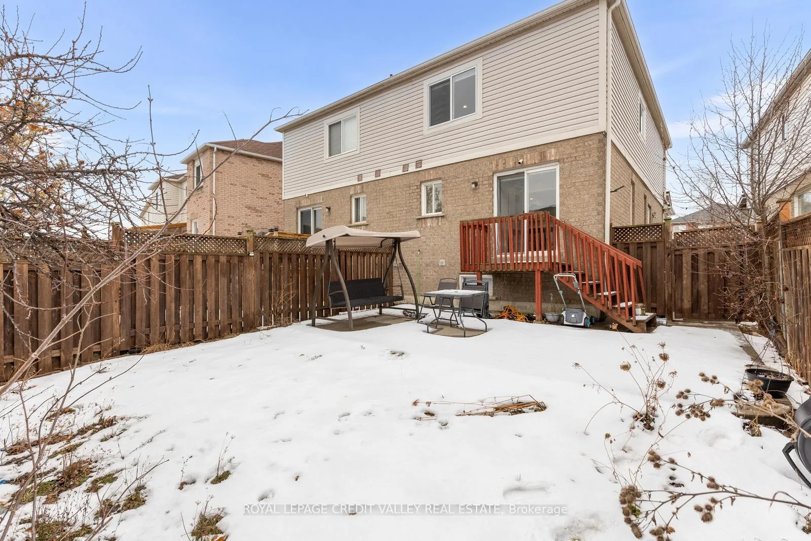Photo 34 of 84 Whiteface Crescent, Brampton, Fletcher's Meadow — HOMEH