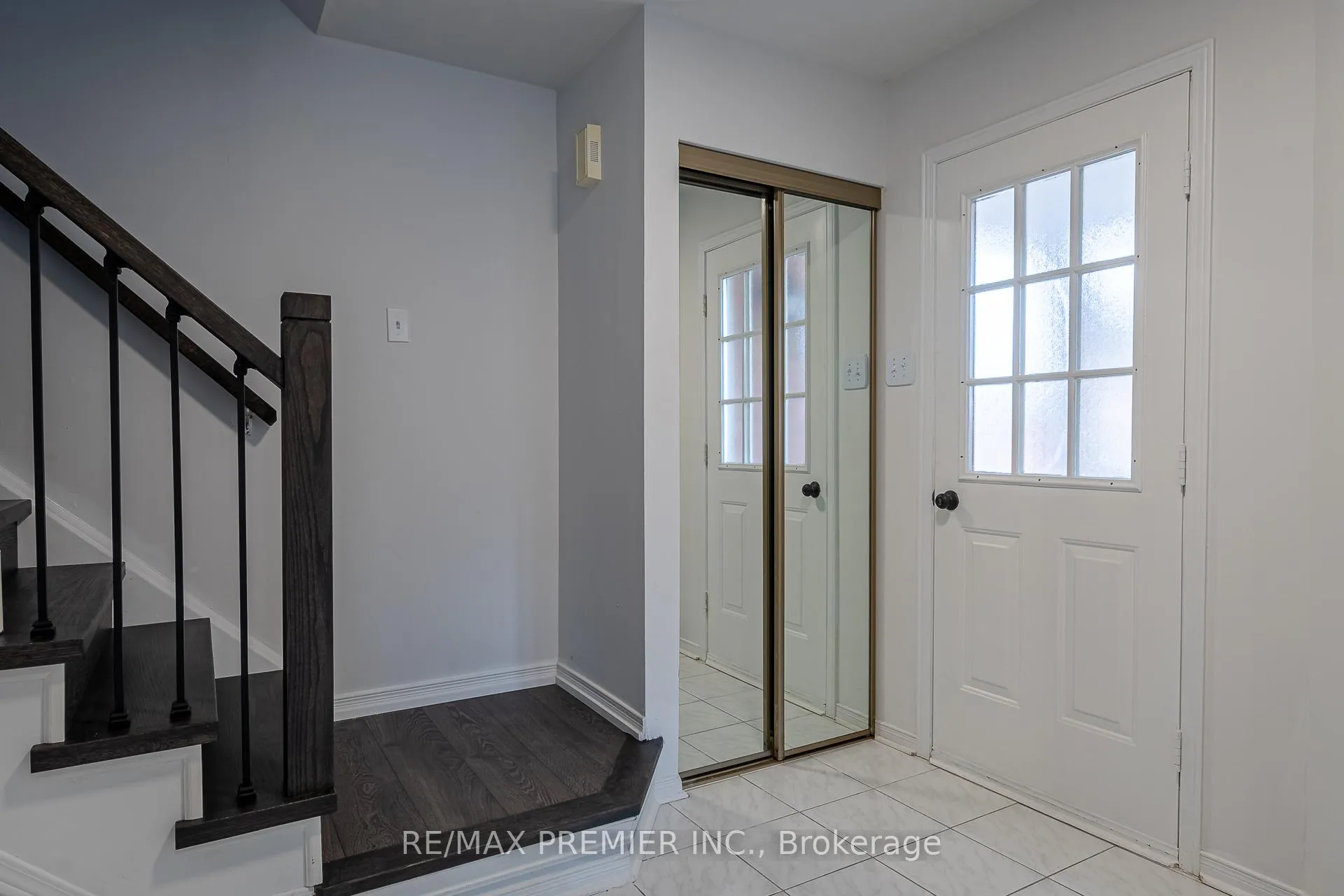 Photo 3 of 157 Heydon Avenue, New Tecumseth, Alliston — HOMEH