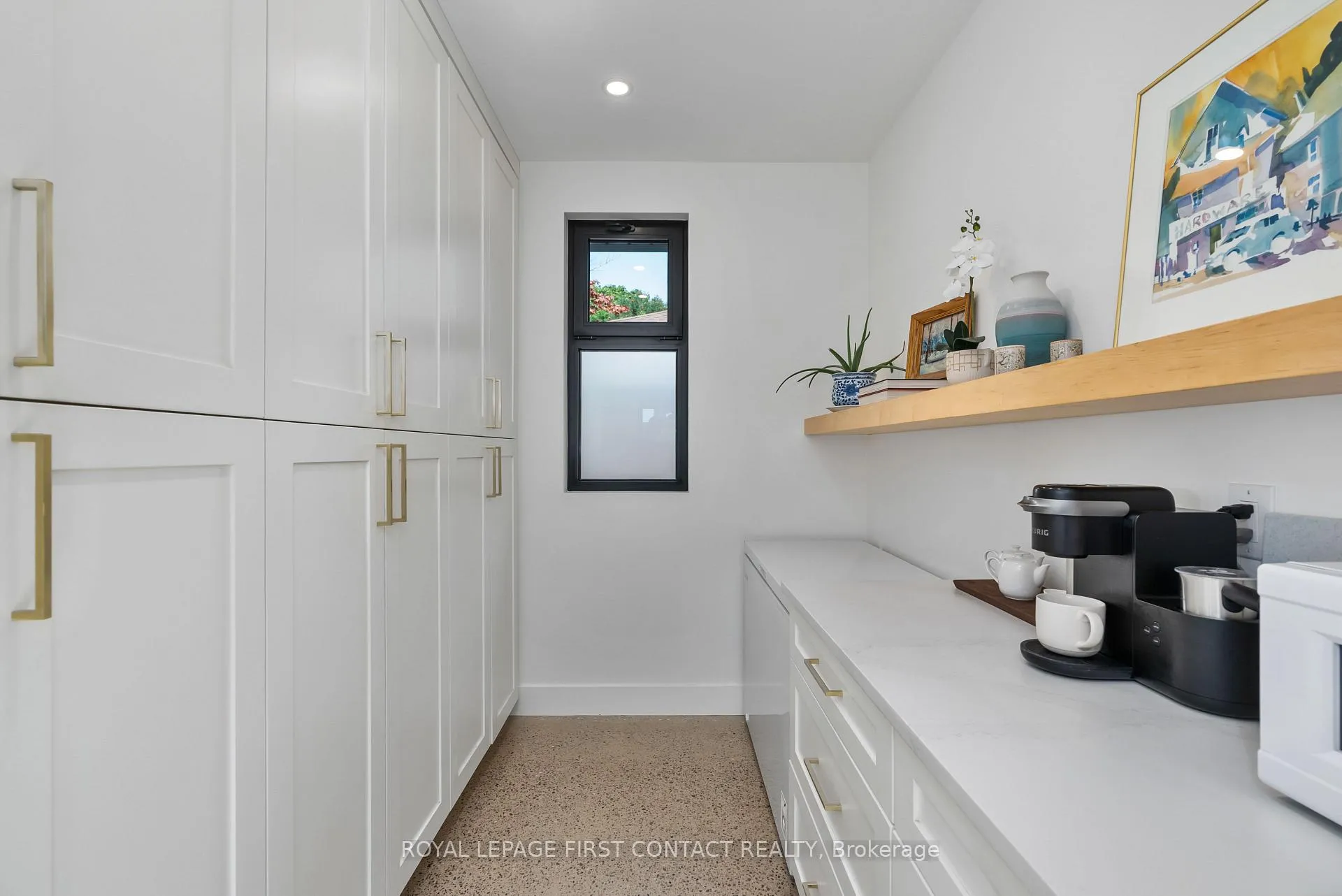 Photo 13 of 64 Puget Street, Barrie, Codrington — HOMEH
