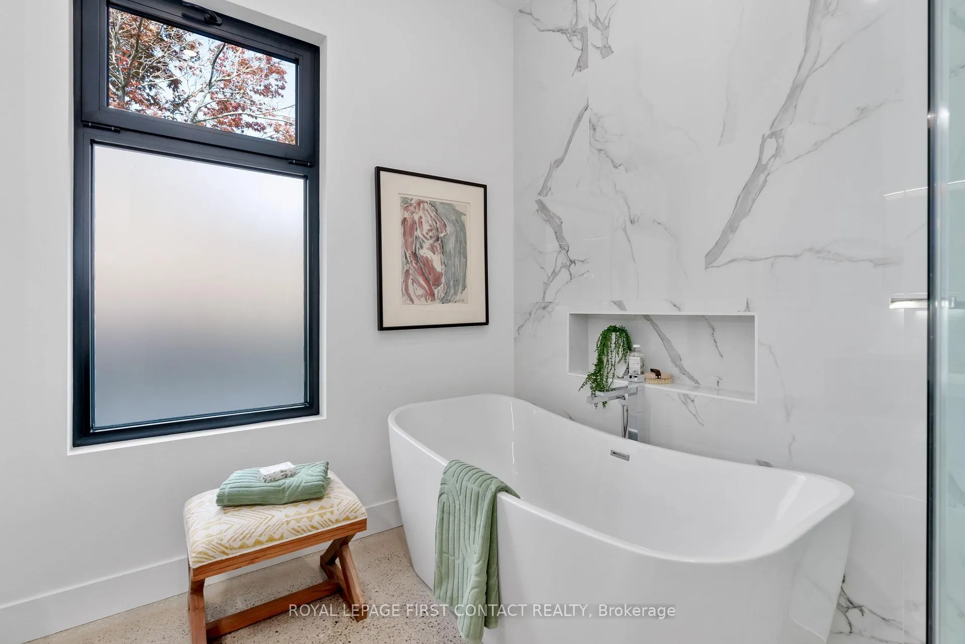 Photo 25 of 64 Puget Street, Barrie, Codrington — HOMEH