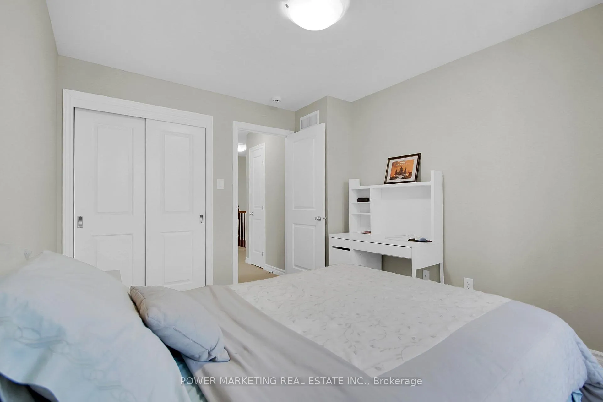 Photo 8 of 1076 Cobble Hill Drive, Ottawa, Barrhaven - Cedargrove/Fraserdale — HOMEH