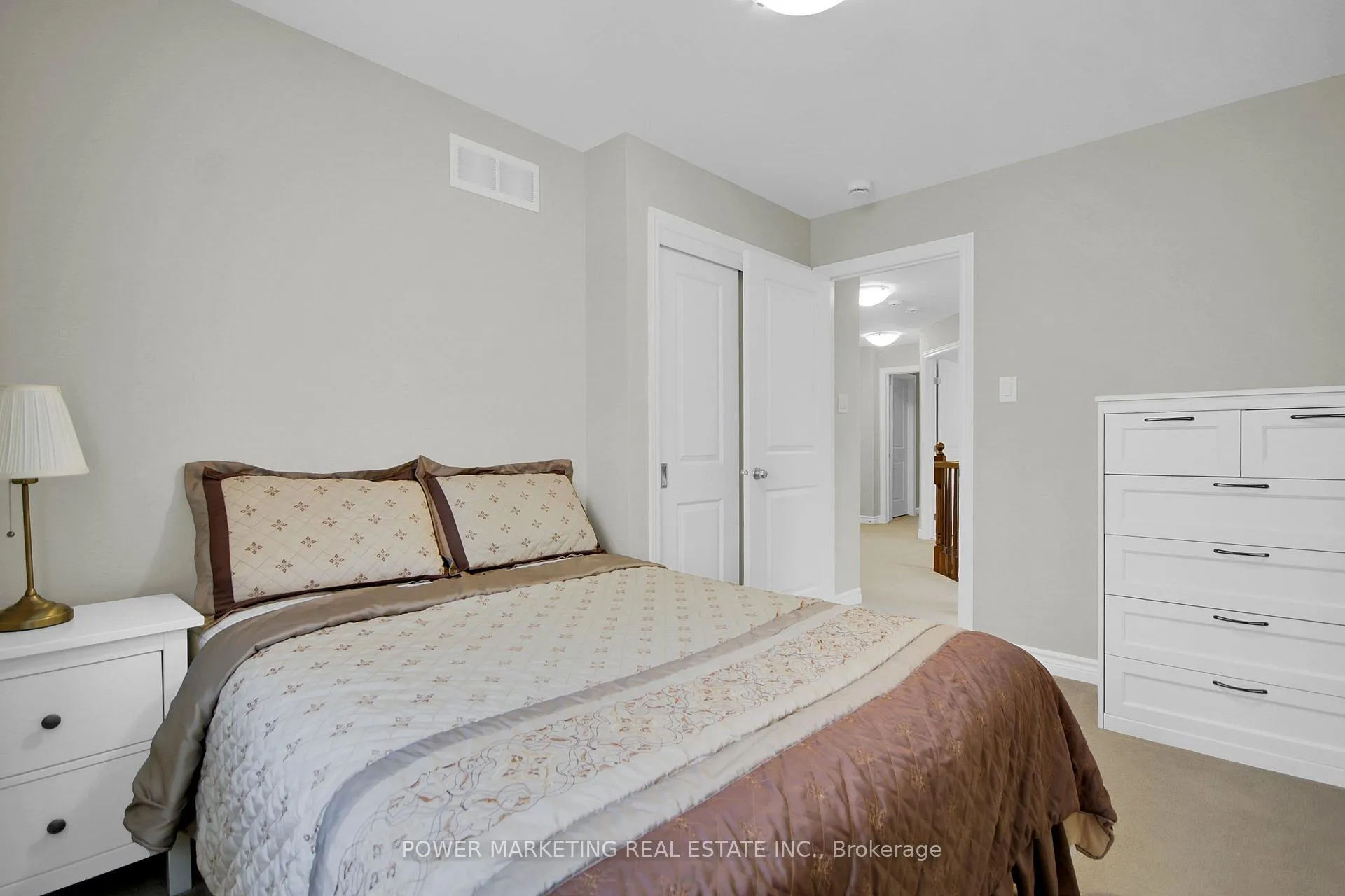 Photo 9 of 1076 Cobble Hill Drive, Ottawa, Barrhaven - Cedargrove/Fraserdale — HOMEH