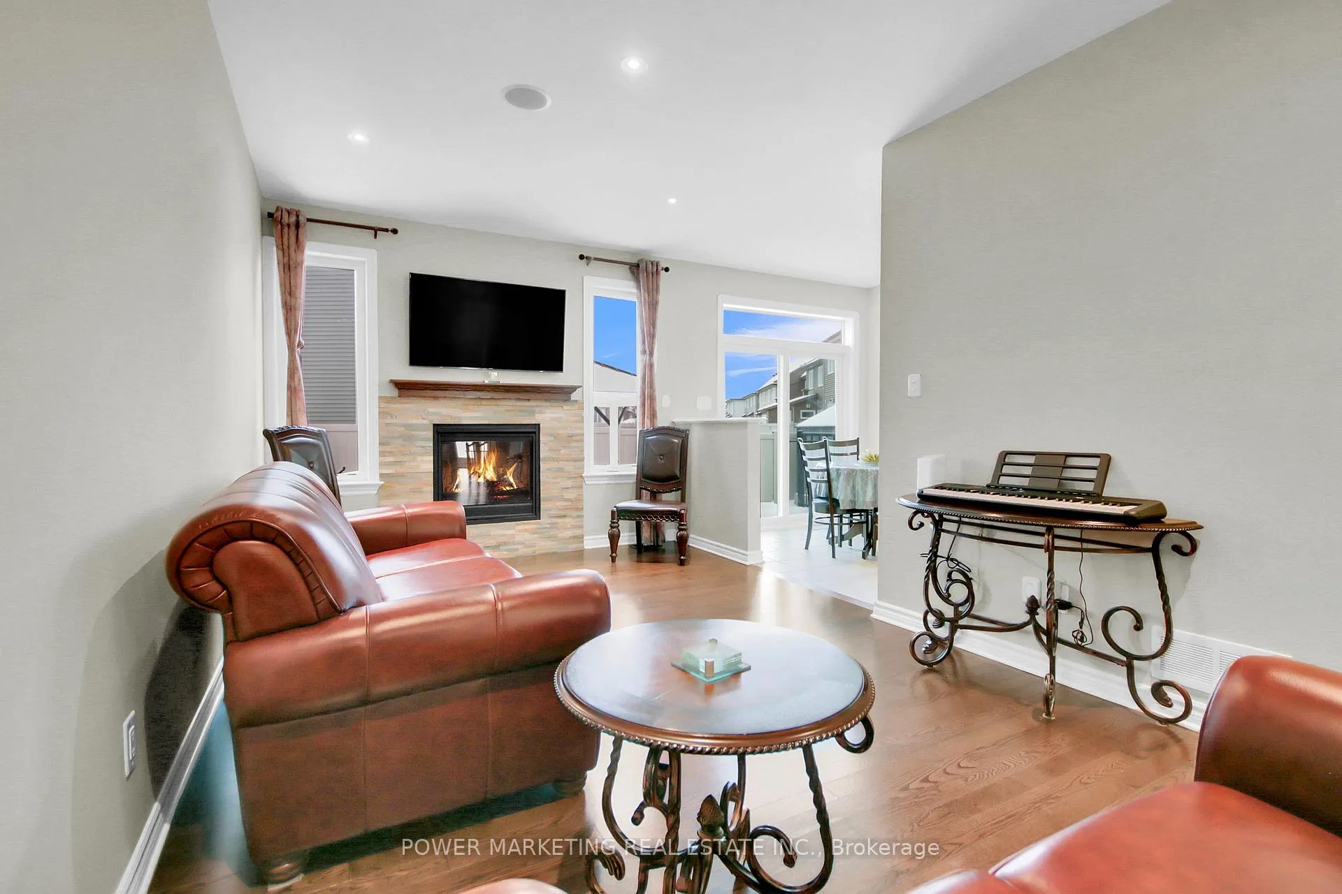 Photo 16 of 1076 Cobble Hill Drive, Ottawa, Barrhaven - Cedargrove/Fraserdale — HOMEH