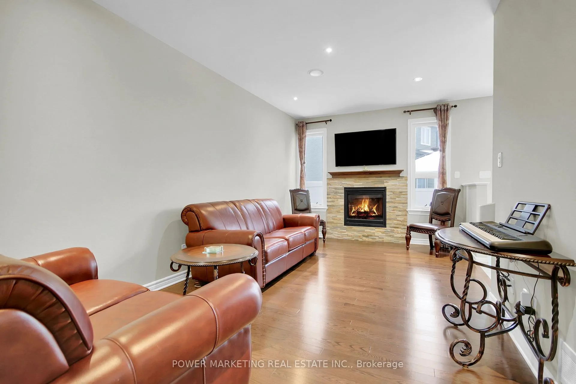 Photo 17 of 1076 Cobble Hill Drive, Ottawa, Barrhaven - Cedargrove/Fraserdale — HOMEH