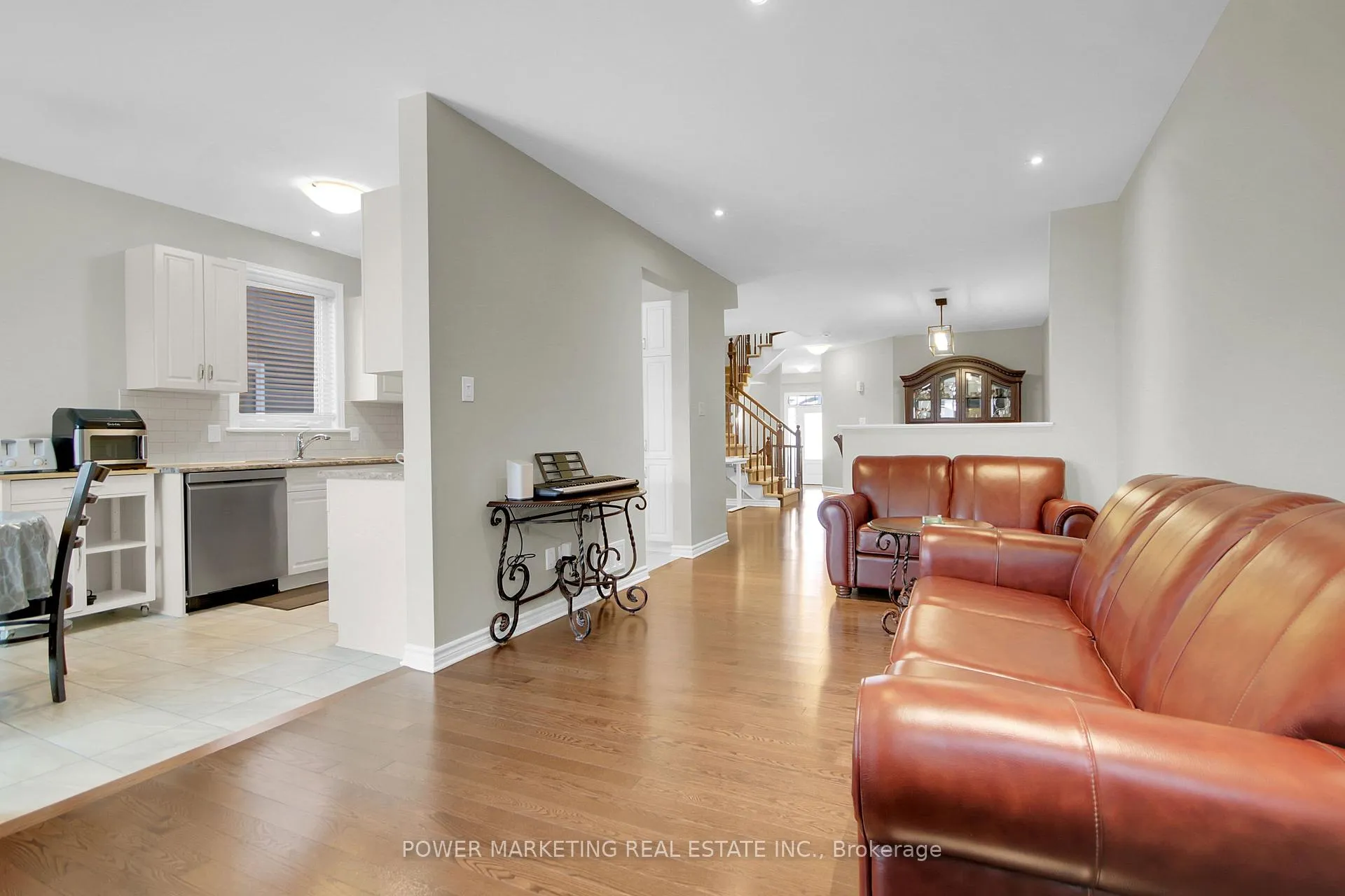 Photo 24 of 1076 Cobble Hill Drive, Ottawa, Barrhaven - Cedargrove/Fraserdale — HOMEH