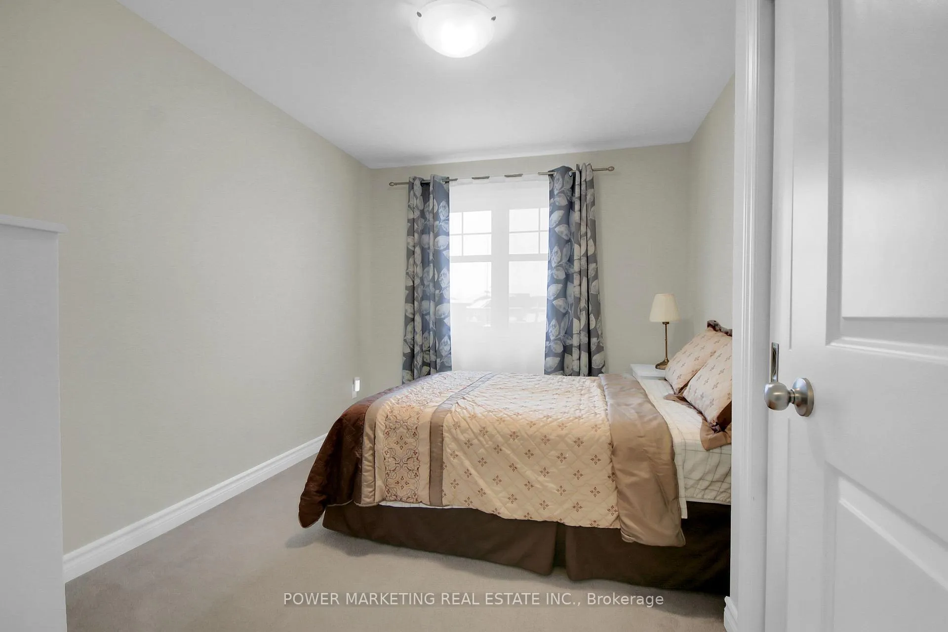 Photo 35 of 1076 Cobble Hill Drive, Ottawa, Barrhaven - Cedargrove/Fraserdale — HOMEH