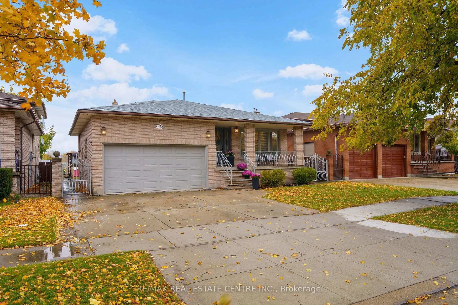 Photo 2 of 66 Ellington Avenue, Hamilton, Stoney Creek — HOMEH