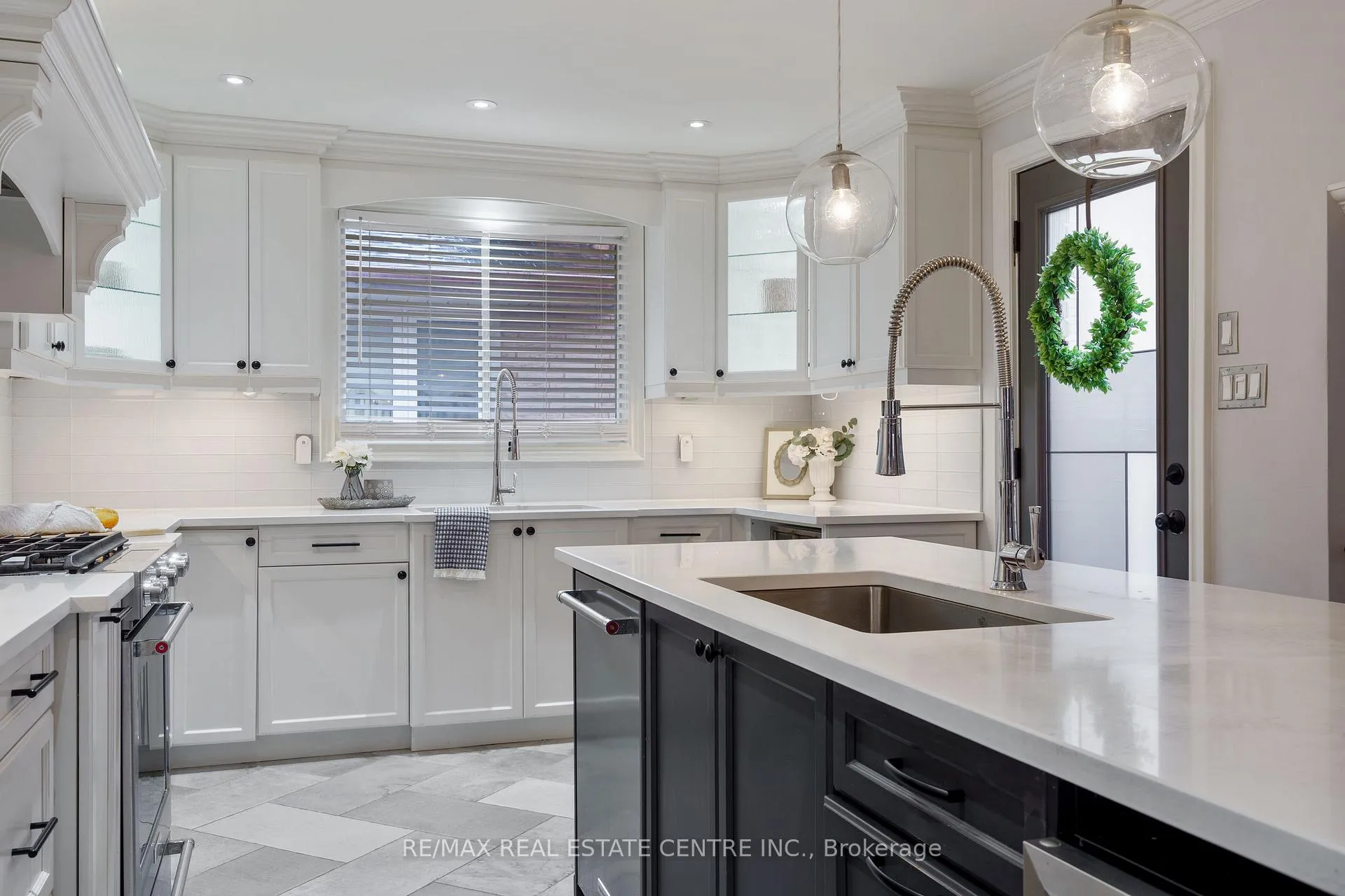 Photo 22 of 66 Ellington Avenue, Hamilton, Stoney Creek — HOMEH