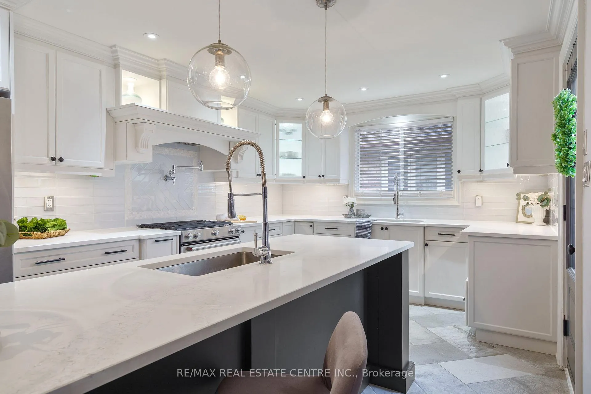 Photo 23 of 66 Ellington Avenue, Hamilton, Stoney Creek — HOMEH