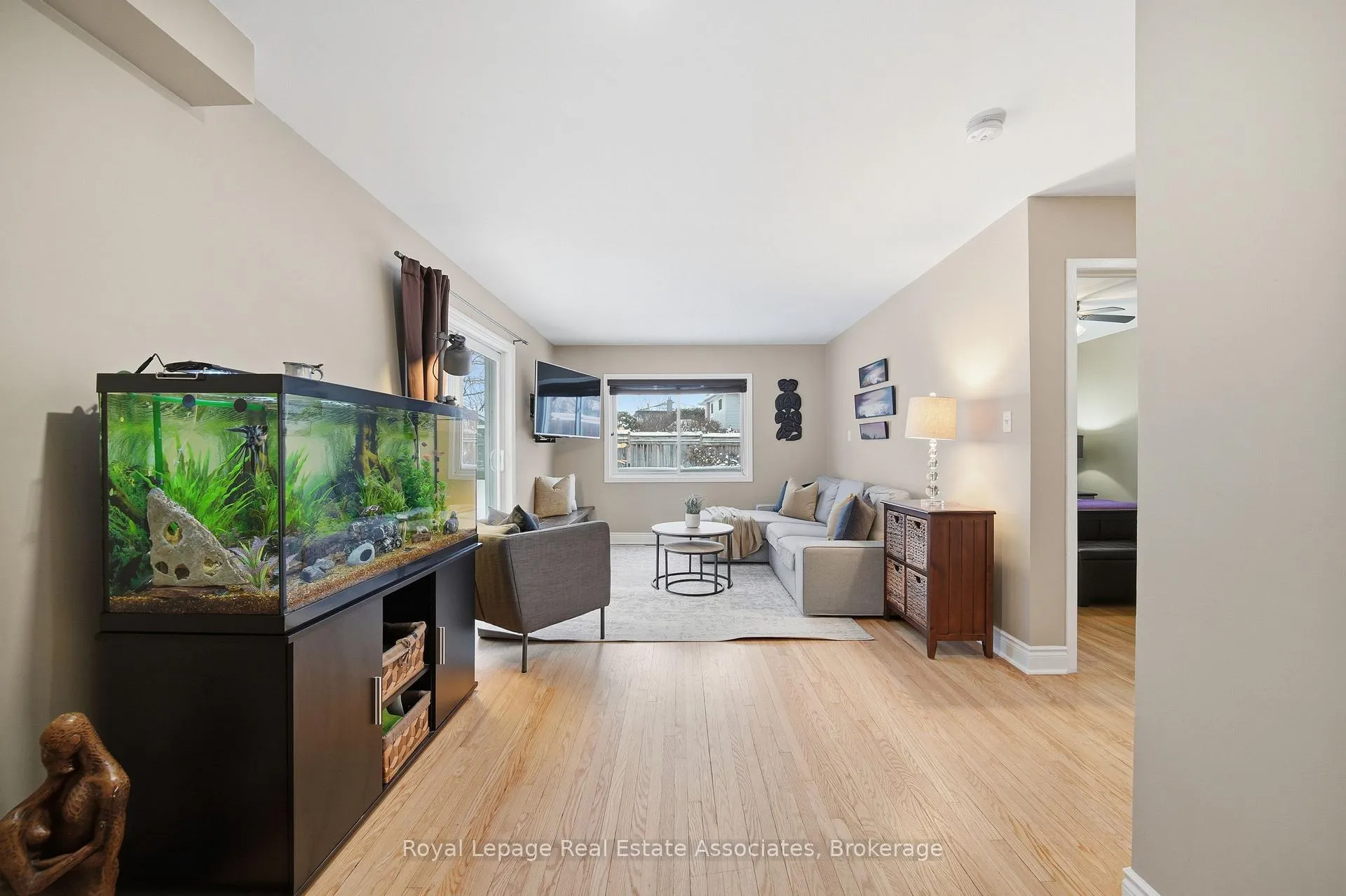 Photo 28 of 28 Faludon Drive, Halton Hills, Georgetown — HOMEH