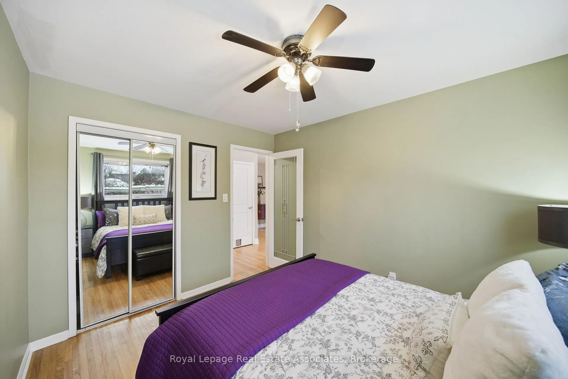 Photo 36 of 28 Faludon Drive, Halton Hills, Georgetown — HOMEH