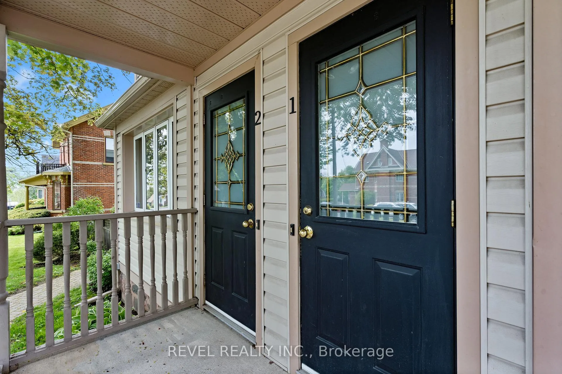 Photo 9 of 31 Frederick Street, Orillia — HOMEH