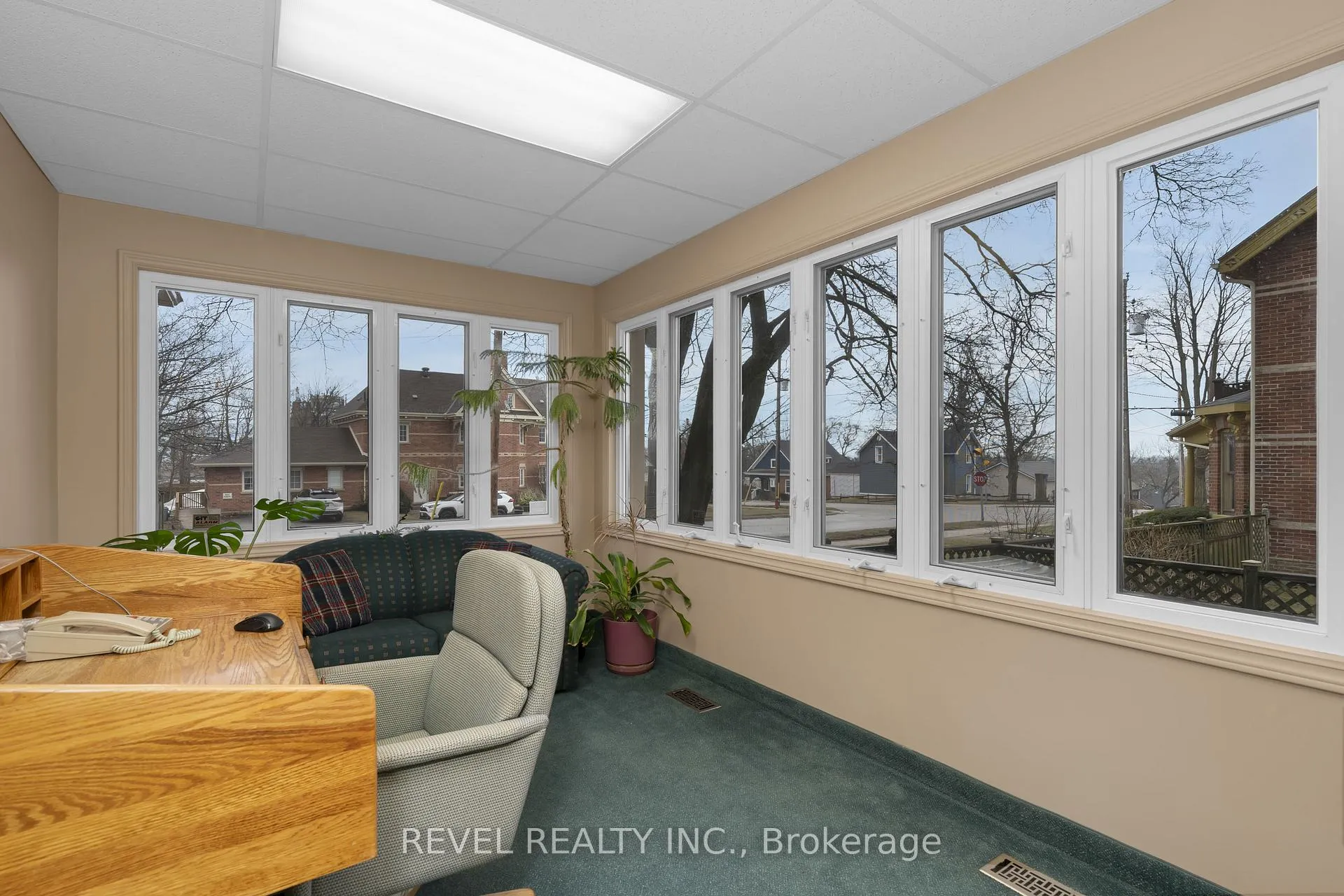 Photo 37 of 31 Frederick Street, Orillia — HOMEH