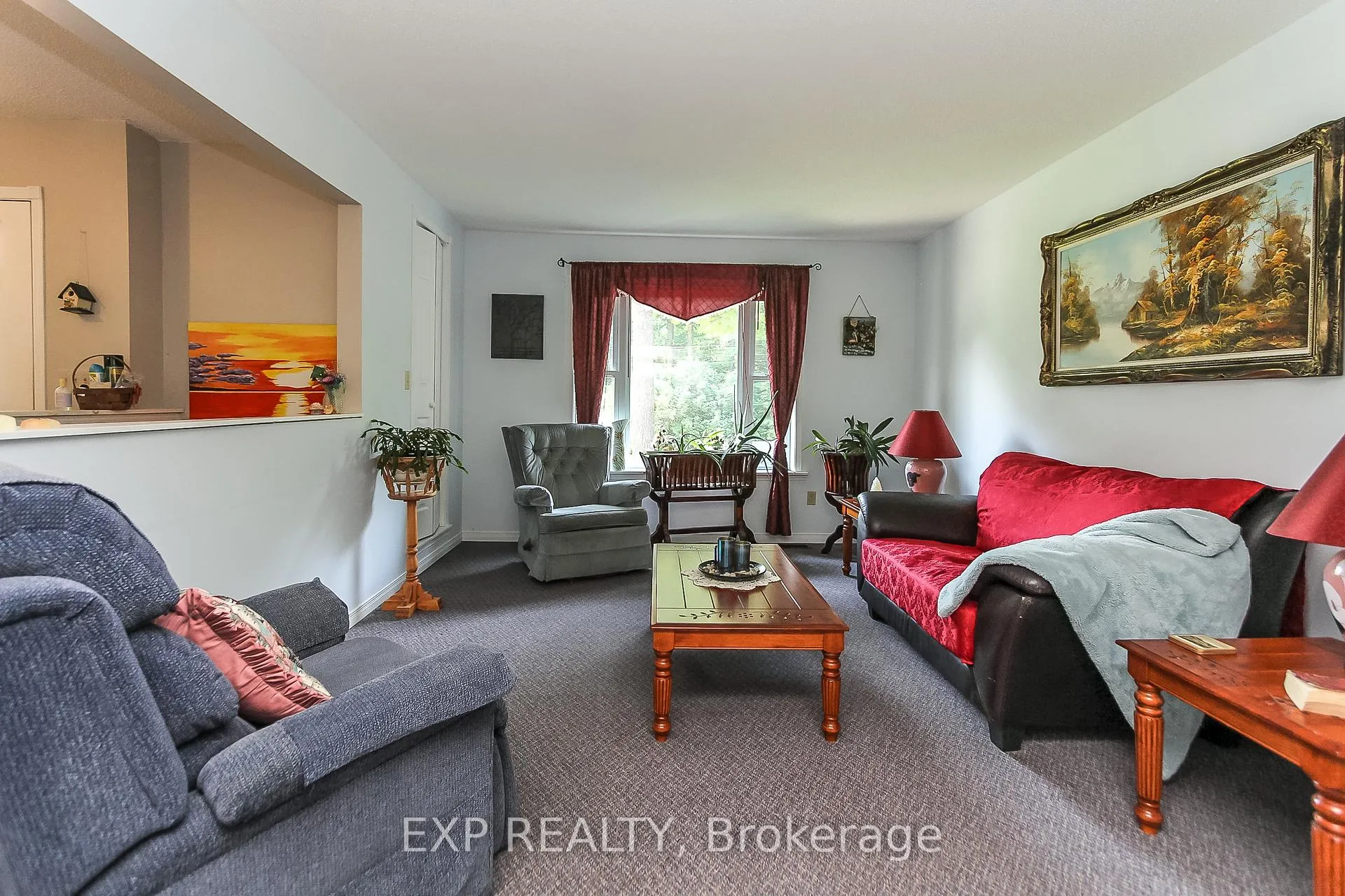 Photo 5 of 225 39th Street, Wasaga Beach — HOMEH