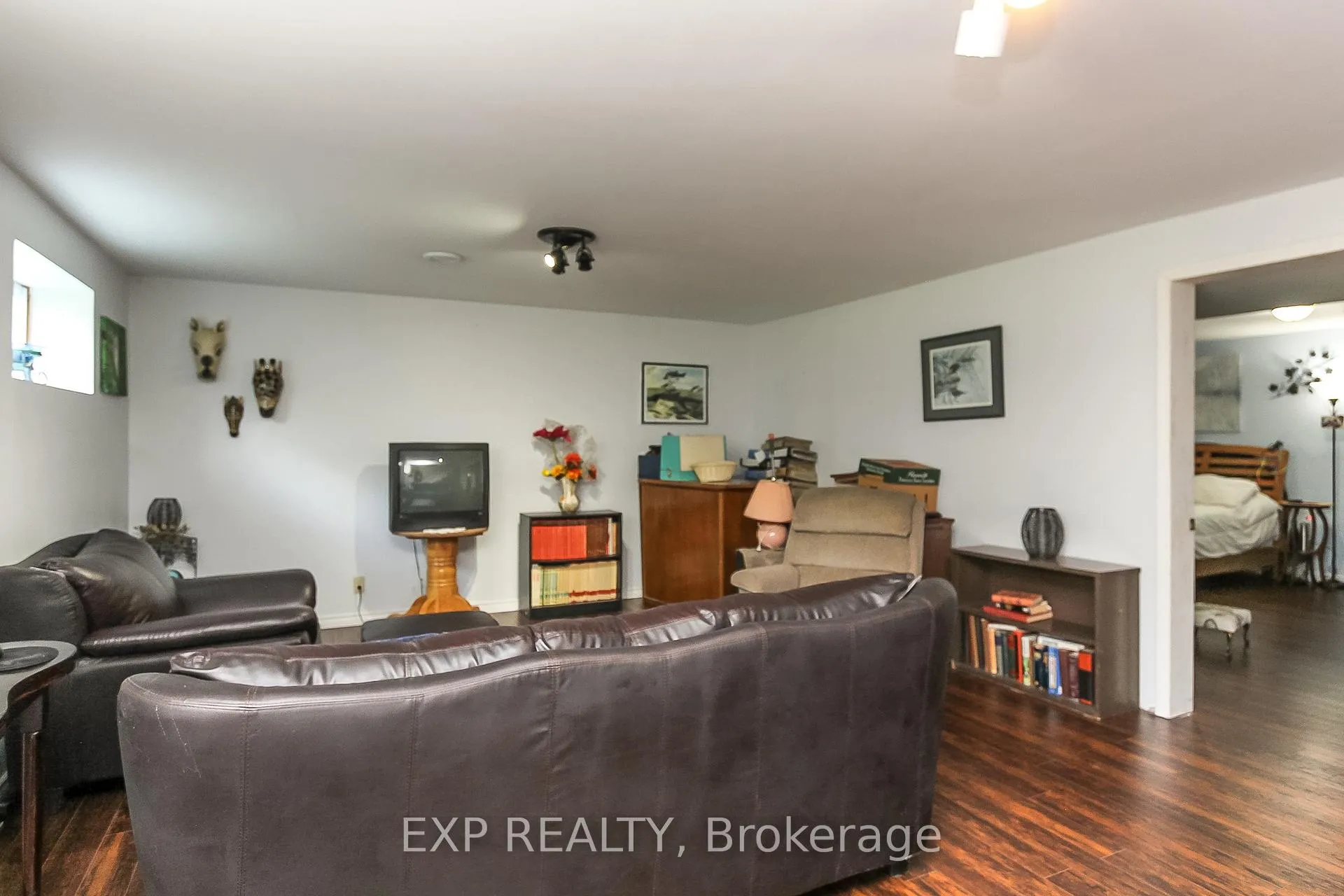 Photo 17 of 225 39th Street, Wasaga Beach — HOMEH