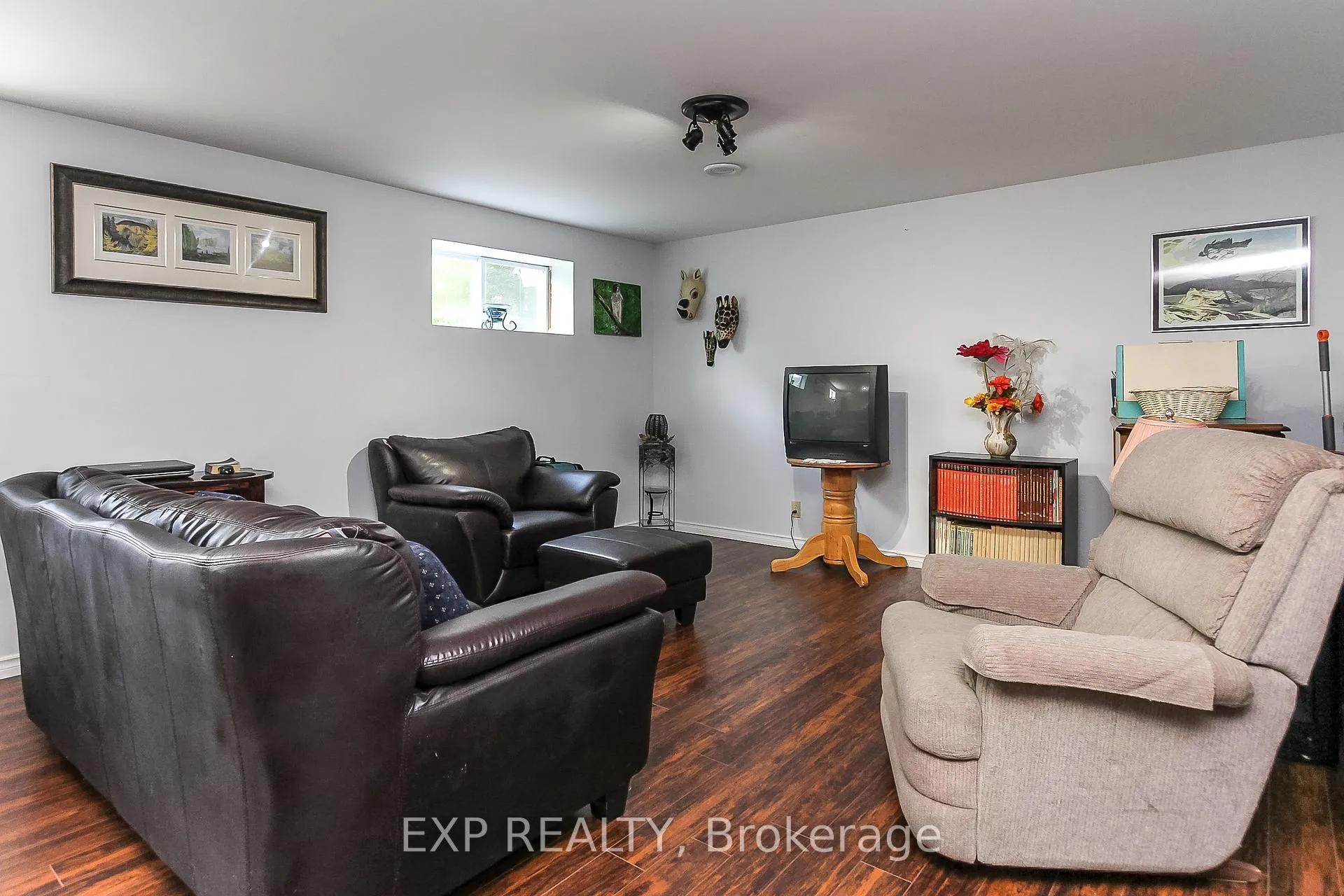 Photo 26 of 225 39th Street, Wasaga Beach — HOMEH